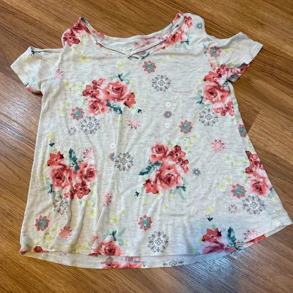 Sweet Kiss/ Justice Lot Of Girls Shirts Set of 2 Love Floral - Size 10/12
